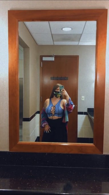 East coast here I come 🥰✨✈️ https://t.co/srrj9Y3BWZ<a href="/tag/santa"class="tags"><span>#santa</span></a><a href="/tag/onlyfans"class="tags"><span>#onlyfans</span></a>