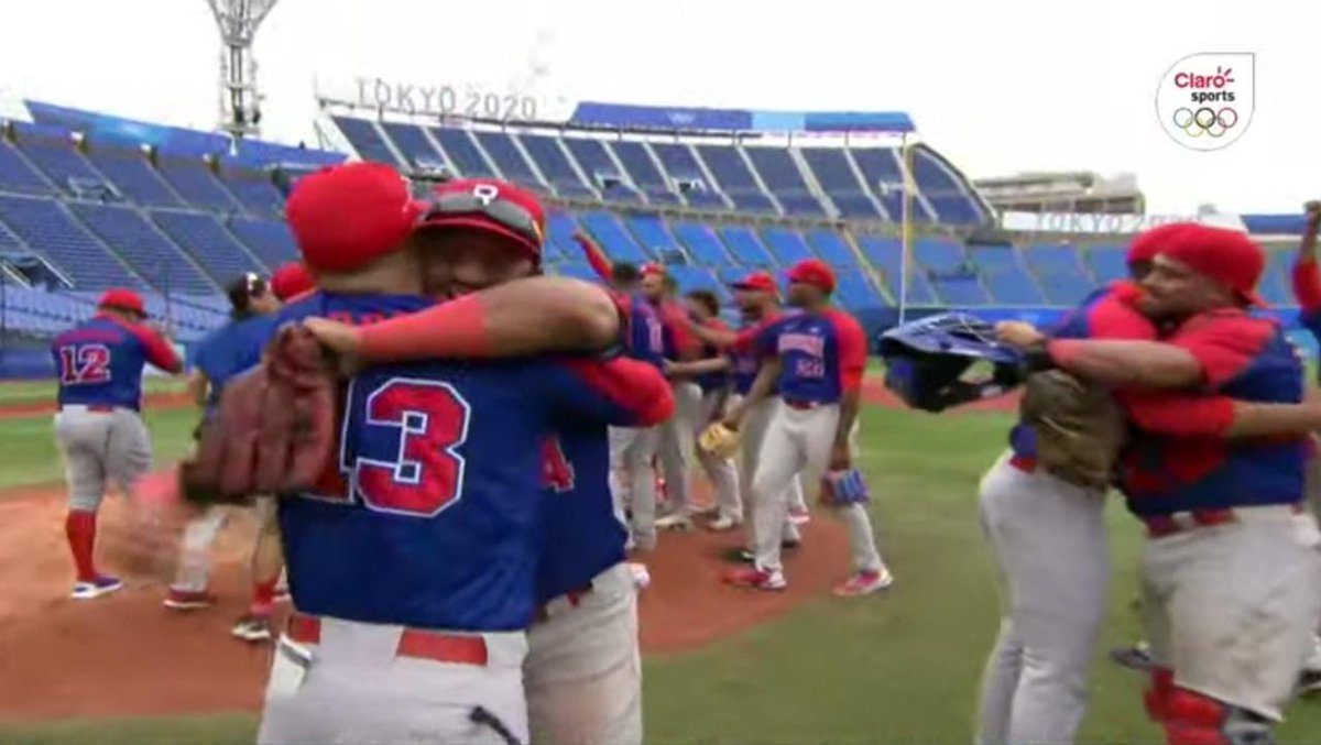 miderec_rd's tweet photo. ¡Día histórico!

Cinco medallas conseguidas por la República Dominicana en estos @juegosolimpicos de #Tokio2020.

Este bronce representa la primera presea para una representación del país en un deporte de conjunto en unos @juegosolimpicos.

¡Bravo!👏🏼👏🏼🇩🇴🇩🇴 https://t.co/nPdKTM8oSl