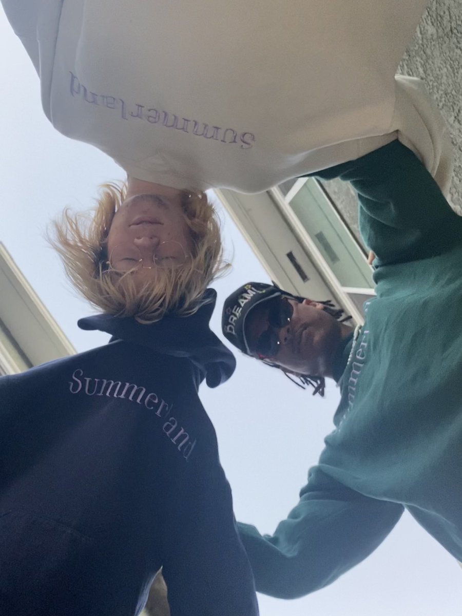 diamondwhite's tweet photo. My boys in my merch 🥰🤍🪐 7 days till my album 👅 https://t.co/FtdZMsYQHE