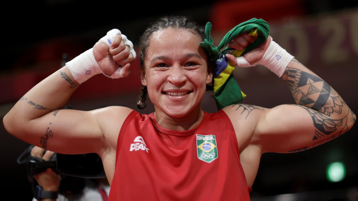 dddd1ego's tweet photo. A BAHIA É FODA PIVETE. Ana Marcela Cunha 🥇, Isaquias Queiroz 🥇 , Beatriz Ferreira e Hebert Conceição: vocês são campeões, exemplos de humildade e superação, representaram o Brasil, o Nordeste e a Bahia, 4 medalhistas individuais, já estão na história, tem muita torcida ainda. https://t.co/dnd2jzOhW9