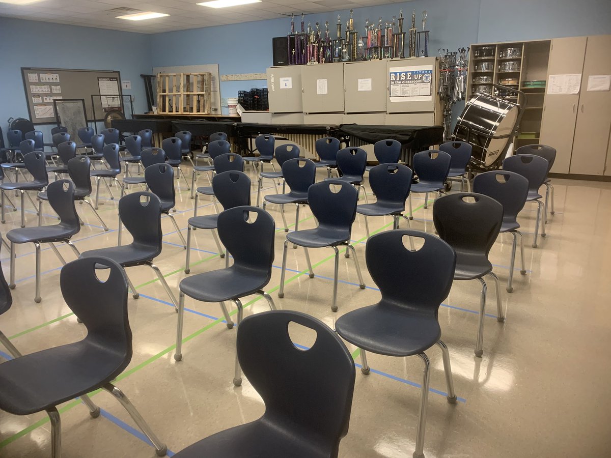 Elkinspointeba1's tweet photo. Ready to start year 19 of teaching. Looking forward to seeing all the band students back in the classroom.
Daryl the posture skeleton mascot is ready for band. #fcsmusic @koperniak @epmsprincipal @elkinspointe @Elkinspointeba1 @FultonZone5 @EPMSParentLisa https://t.co/qGjd0qHEPf