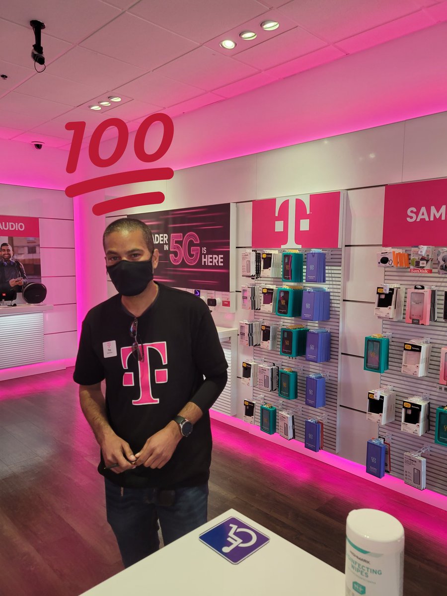 LavornT's tweet photo. Big shout out to my team, they really showed up today, taking care of our customers and having fun doing it
@carlossolis @MaTrenta619 @AnnieG_FL @NedalNasr @deniseseaman8 #teamNormandy #westsidethebestside #SouthAtlantic https://t.co/b86pCyDtkr