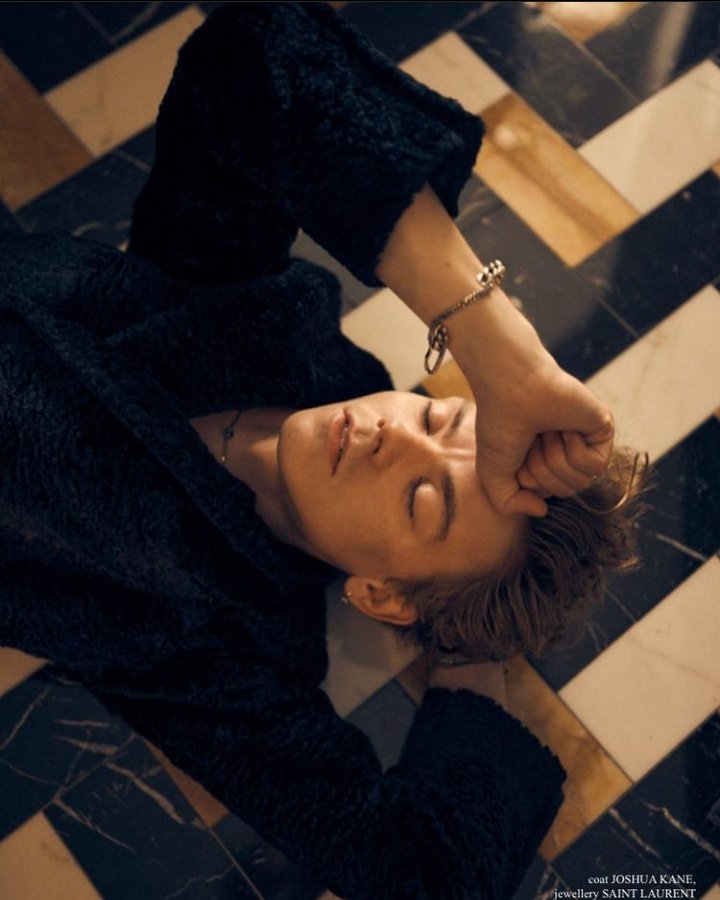 📸 [PHOTOS] More of Thomas Brodie-Sangster for Foxes Magazine (1)