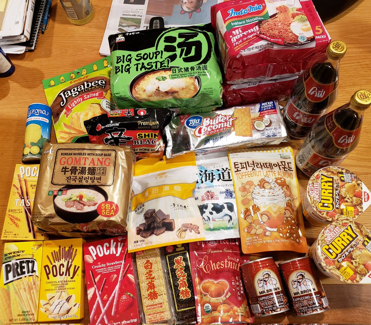 Junk Food Haul

Da Tang
Middletown, NY

#middletown #newyork #middletownny #newyorkstate #orangecountyny #ramennoodles #noodles #instantnoodles #candy #coffeedrink #coffee #pocky