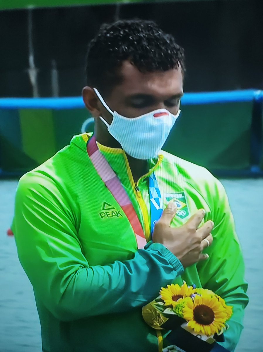 eliel_almeida's tweet photo. Que homão da po-ha. Pulverizou os adversários em todas as etapas, representou o nordeste e ainda se solidarizou com as vítimas da #COVID19 no Brasil.
🥇🇧🇷🛶
Parabéns Izaquias Queiroz!
#Olimpiadas
#Olympics
#teambrazil
#IzaquiasQueiroz🥇
#ubaitaba https://t.co/02bPjZdbDK