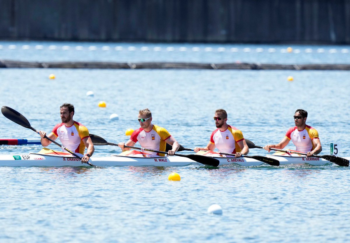 ArguellesVaras's tweet photo. Enhorabuena!!! #TokyoRTVE7a para los chicos de plata del piragüismo 🥈🥈🥈🥈🚣🏼‍♂️ https://t.co/3po42TTFvU