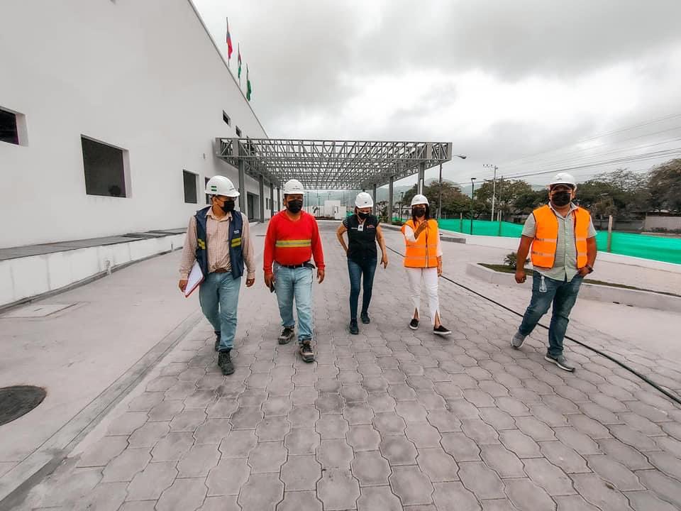 La construcción del Hospital Miguel H. Alcívar de Bahía de Caráquez avanza en un 85%. <a href="/FestherFarias/">Fanny Farias</a> siempre pendiente del avance de las obras de reconstrucción #LaSaludEsPrimero👍 <a href="/LassoGuillermo/">Guillermo Lasso</a> <a href="/MarceloHCabrera/">Marcelo Cabrera P.</a>