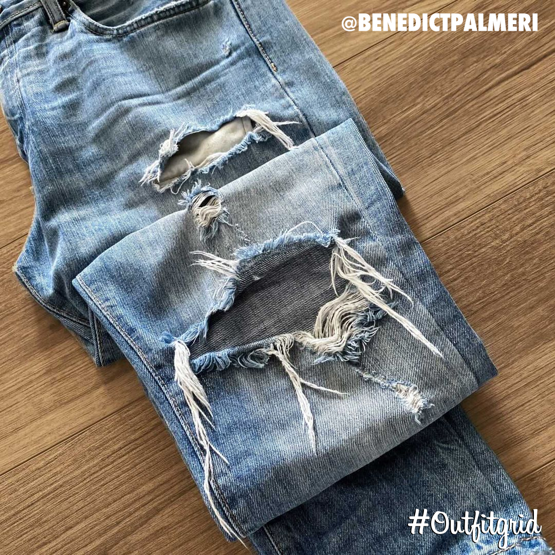 outfitgrid's tweet photo. Today's top #outfitgrid is by @benedictpalmeri.
▫️ 1999 #Jordan #Tee
▫️ #Levis #511 #Denim 
▫️ #Union x #JordanIV #GuavaIce https://t.co/3KGrPKJfX6