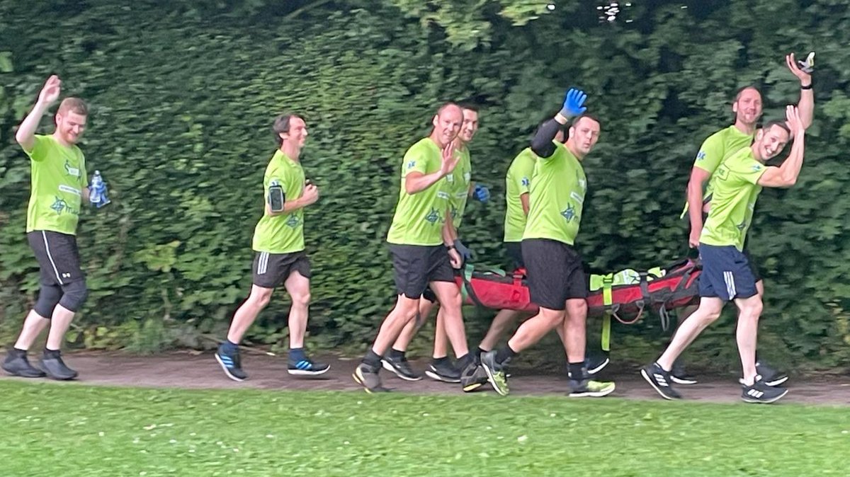 NWAmbulance's tweet photo. 👏Congrats to these crewmates for completing a 13.5-mile stretcher run around Warrington. 
🛣️ Through Woolston Park, Birchwood Forest Park, Orford Park and also a lap of Warrington Wolves, Halliwell Jones Stadium.
💸 £4.5k raised for the charity Mind.
👍Great Effort! https://t.co/fPqBjGwvEj