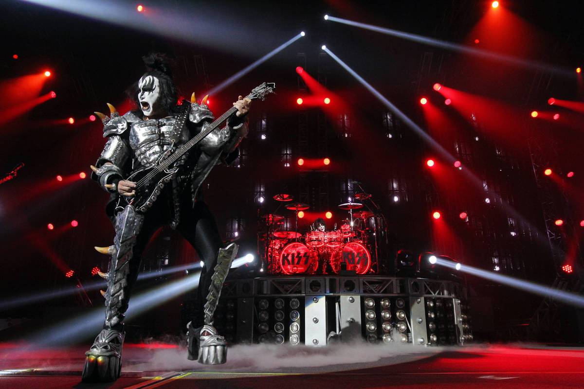 Gene Simmons ready to ‘sacrifice’ in Kiss residency on the Strip →