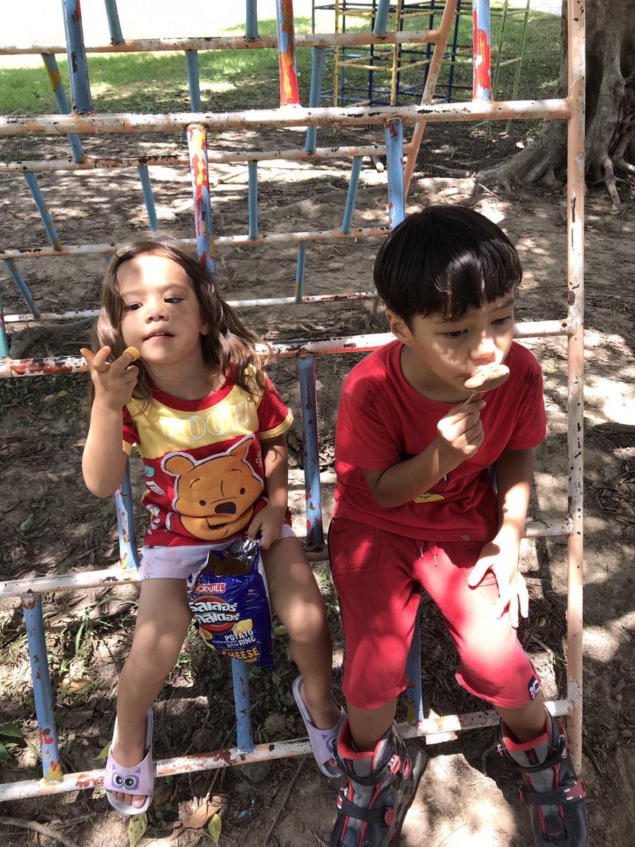 pkordel's tweet image. I come from the land of the ice and snow, with the midnight snack and the ice cream cone