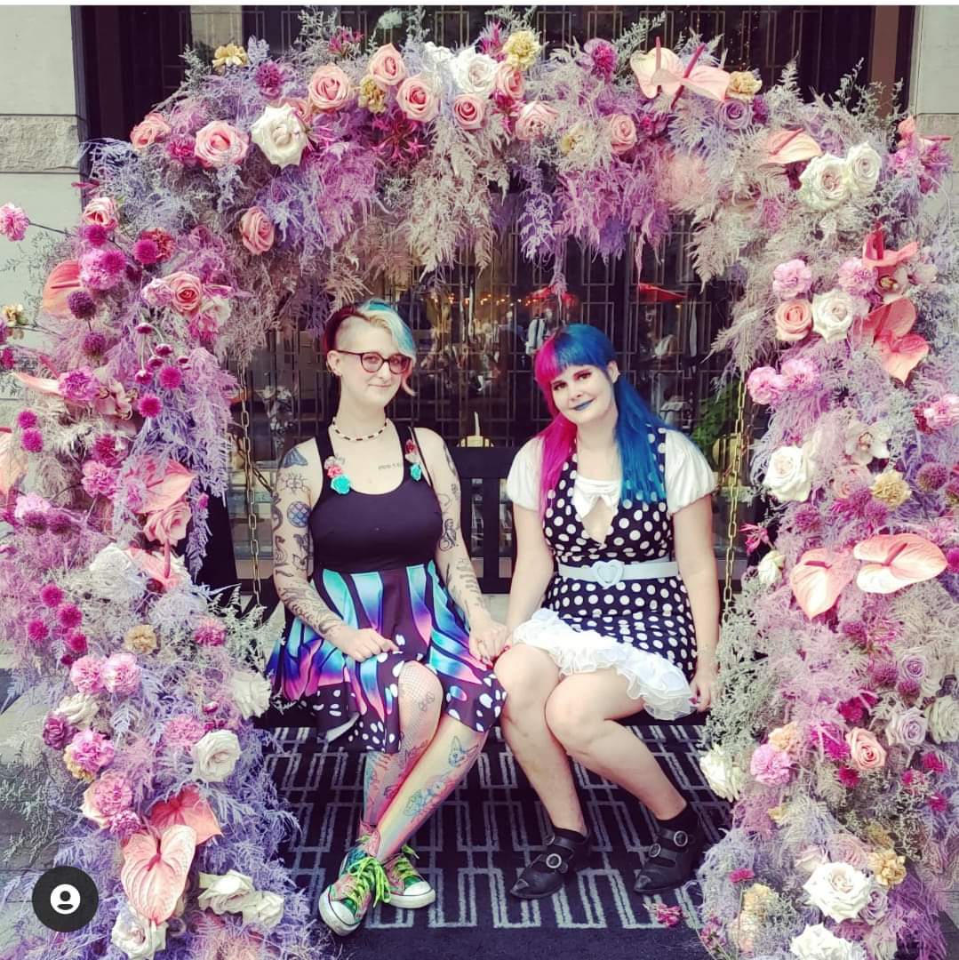 kitlyn_varnam's tweet image. We're so cute. #queerplatonic #relationshipanarchy #nonbinarystyle