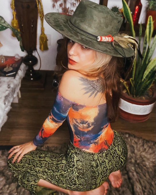 Goodnight 🌙 https://t.co/sV3pPp450w<a href="/tag/freenudes"class="tags"><span>#freenudes</span></a><a href="/tag/onlyfans"class="tags"><span>#onlyfans</span></a>