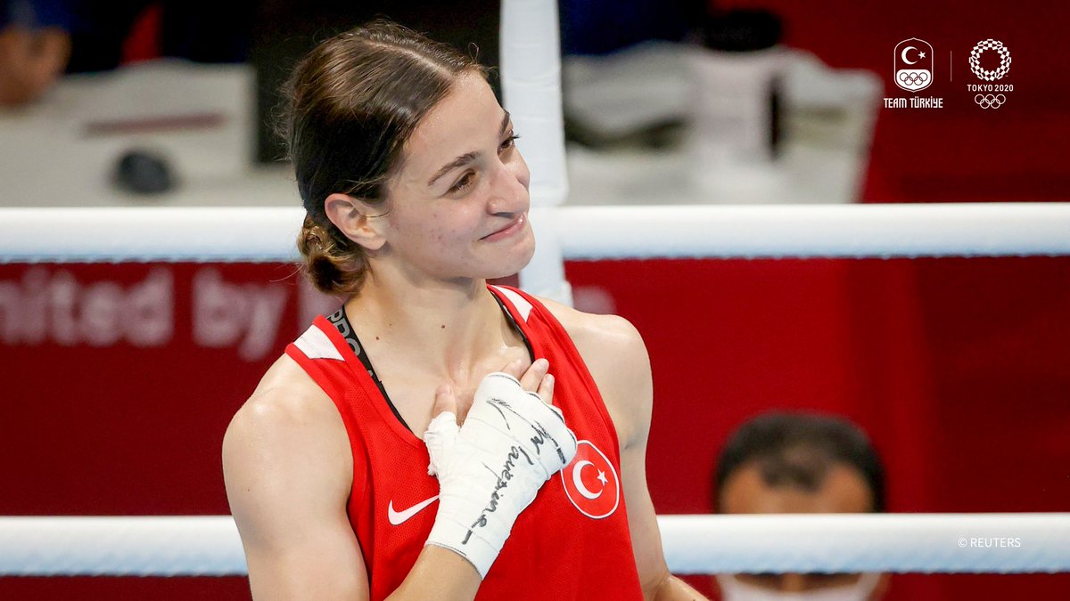 #Tokyo2020| BUSE NAZ ÇAKIROĞLU OLİMPİYAT İKİNCİSİ🥊

Buse Naz Çakıroğlu kadınlar 51kg finalinde Bulgar Zhelyazkova Krasteva’ya yenilerek gümüş madalya kazandı ve kadınlar bokstaki ilk Olimpiyat madalyamızın sahibi oldu🇹🇷

Tebrikler Buse Naz👏👏👏

@boksfederasyonu
<a href="/busenazckroglu/">Buse Naz Çakıroğlu</a>