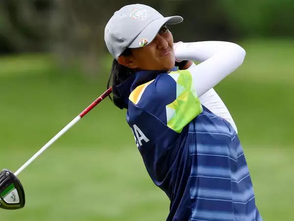 advishines's tweet photo. Standing ovation for an exemplary performance by #Aditi ashok. From 200th to 4th... it’s an unbelievable achievement.
#TokyoOlympics #Cheers4India #Olympicsindia #Golf #india https://t.co/O5u2UF0Cdr