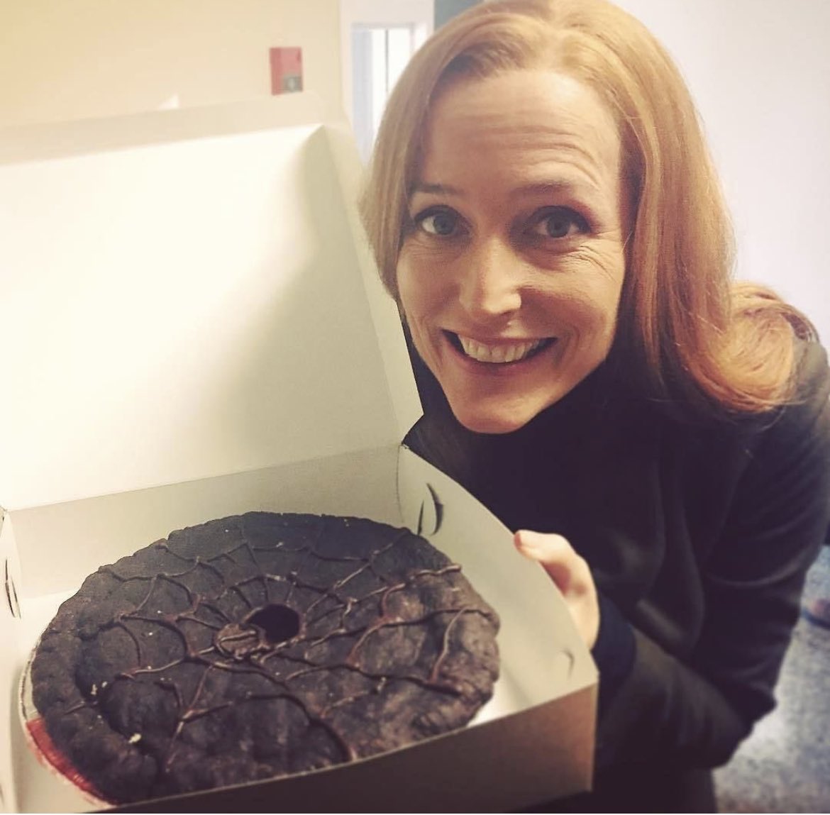 Happy Birthday to David Duchovny 
Gillian Anderson   