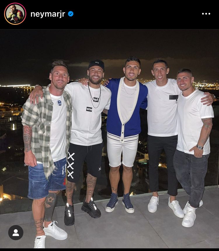 Alle PSG Spieler also geht Safe Messi zu PSG yeah