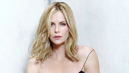 Happy Birthday to actress and producer Charlize Theron. 
(August 7, 1975) 