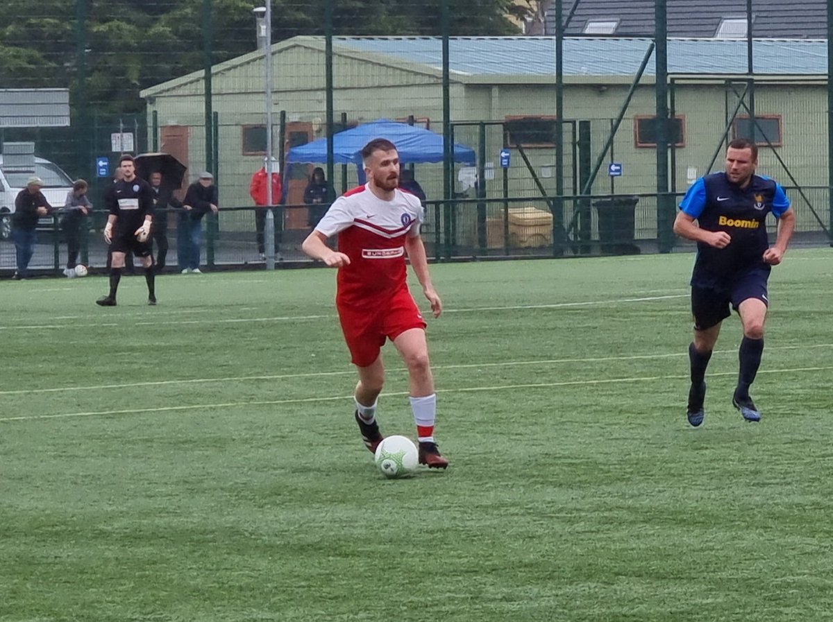 BanbRangersFC's tweet photo. NEW SEASON!!
NEW FACES!!
SAME AIMS!!
All the best to the squad and to Gary Duke in his first competitive match as Manager today! Banbridge Rangers take on @HanoverFC1 at Cheney Park at 2.15pm. Last two Intermediate A winners go head to head.
#MUFL #ShouldBeACracker https://t.co/pM2zQTEPA2