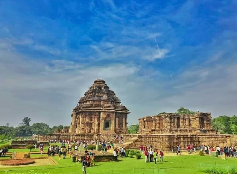 🐘Sun Temple Konark, Odisha

DM for Credits or Removal 🙏🙏

#waytoindia ndia #indian #indiana #india_clicks #india_gram #india🇮🇳 #indiapictures #indiaclicks #indiatravelgram #india_everyday #incredibleindia  #indians #indiatravel #indiagram #indianphotography #indiatravel #india