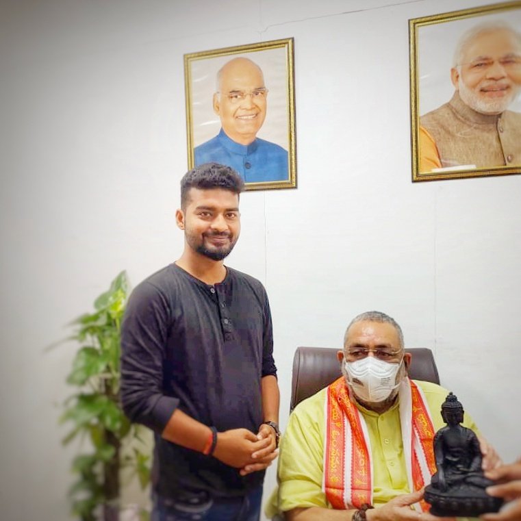 RAVI__BJP's tweet photo. #NewProfilePic https://t.co/lS4hrTxl4c