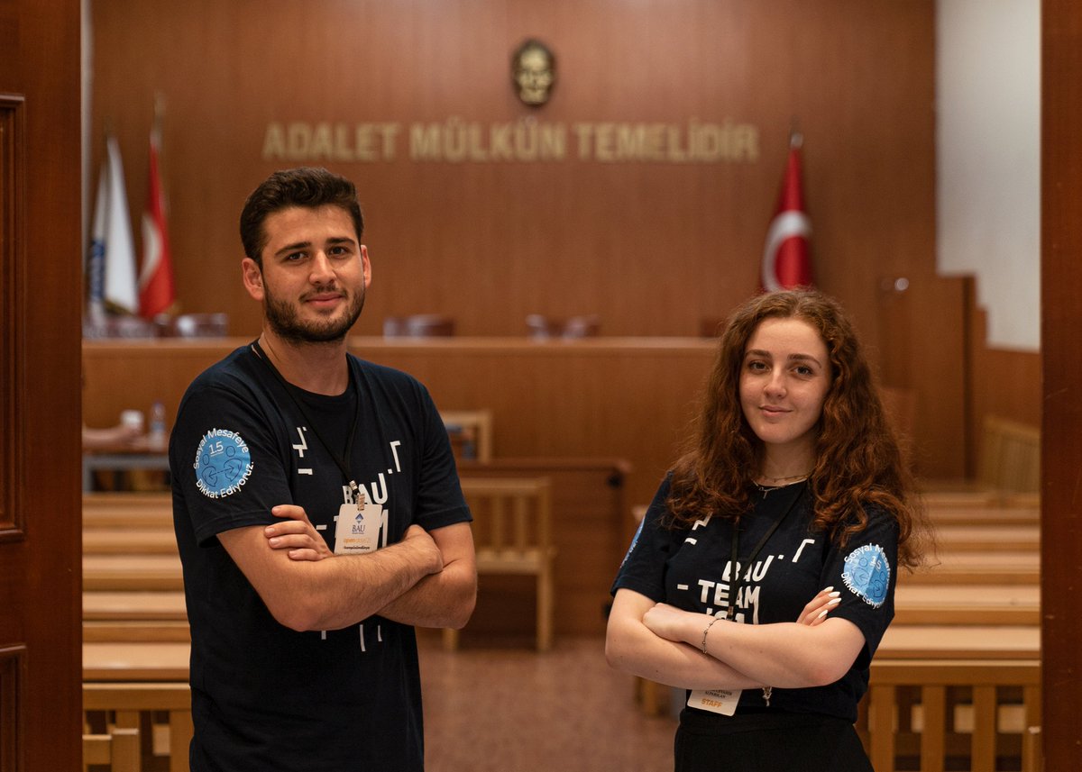 Geleceğin başarılı avukatları olmak isteyen AdayBAU'lular! 

#Team21 Hukuk Fakültesi'ni anlatmak için 20 Ağustos'a kadar sizleri bekliyor. 🤗

#BAUTercihveTanıtımGünleri