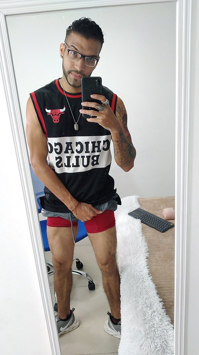 tonnylatin1's tweet photo. #teamDyN #camboy #fuckboy #hellboy #welcomemyhell #lucipheer @ChaturbateModel @chaturbategals @Chaturmodel @FunChaturbate @chaturbateREPLY https://t.co/Kyubohn66b