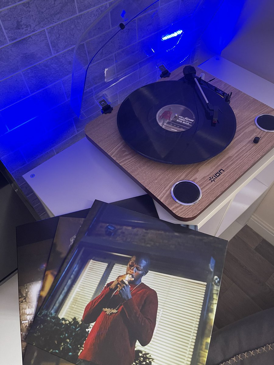 Finally got some <a href="/officialgiggs/">GIGGS</a> on vinyl 😎😎