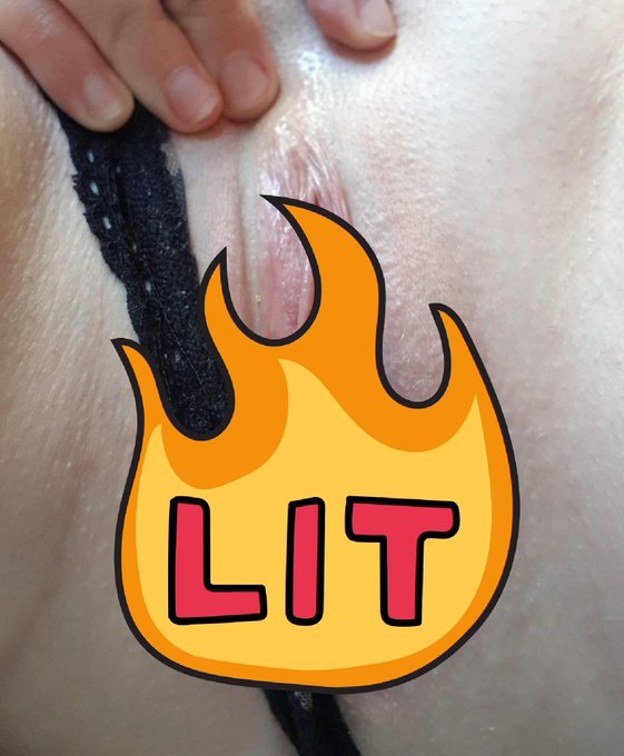 OMG IM SO CRAZY! I just uploaded another FREE sample video on my pornhub 😜🙈🙊 Go check it out!  Link in