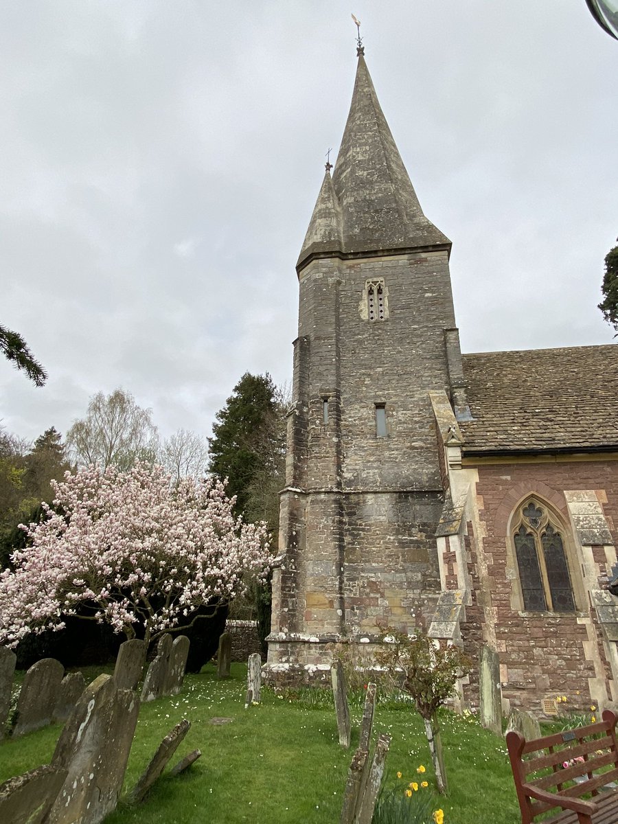 Cazlar123's tweet photo. Some super steeples in Bristol and Gloucestershire
#SteepleSaturday #medievalbuildings https://t.co/Wna31Imi5c