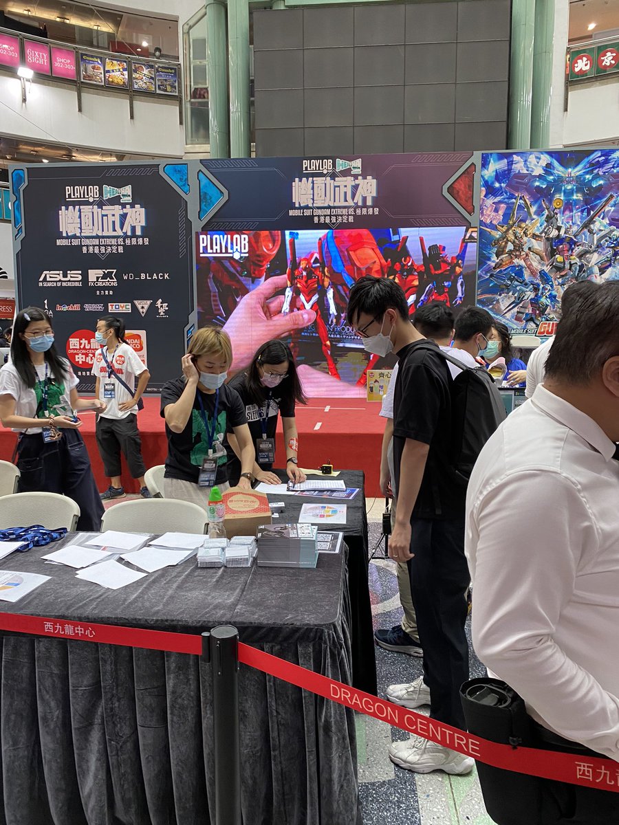 Tsuyuhimeko's tweet photo. 8強入りました
明日もがんばりますどっち
#mbon #大会 #gothiclolita #Extremevs   #gundam https://t.co/8xAxSMdLSc