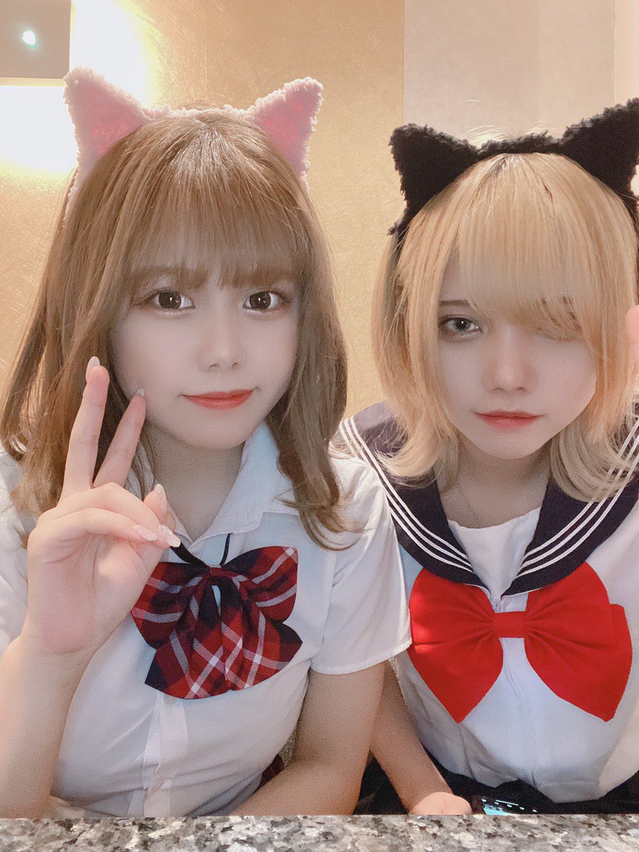 Mizukinatural's tweet photo. よぞらちゃん生誕です❗️❗️❗️

けもみみJKリフレコンビになってもたオタロにおりそう https://t.co/HdqURkiBfu