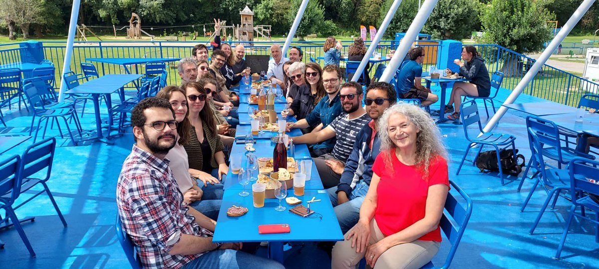 - Off - l’atelier est officiellement en congés jusqu’à la rentrée lundi 23 août. Toute l’équipe vous souhaite un bel été ! #teamarchi #SummerVibes