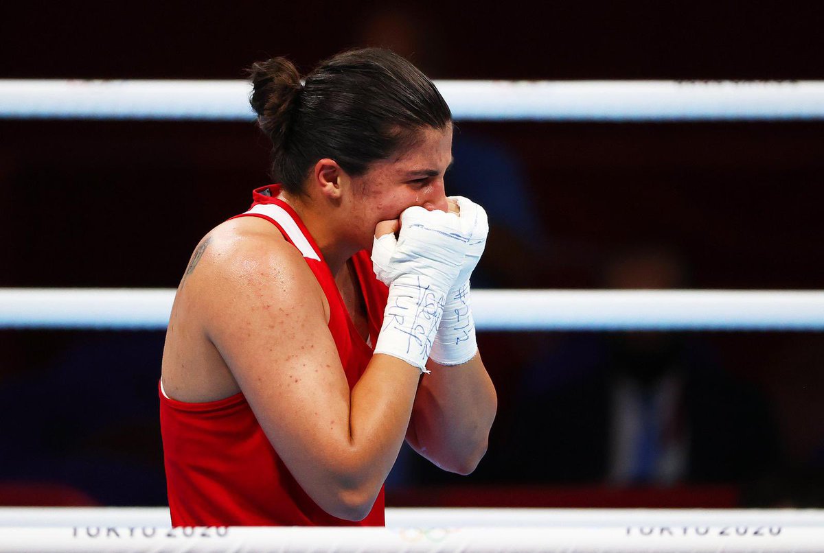 drbetulsayan's tweet photo. Sizinle gurur duyuyoruz, tarih yazdınız!🇹🇷💪👏

Busenaz Sürmeneli 🥇

Buse Naz Çakıroğlu 🥈

#Tokyo2020  #OlimpiyatOyunları https://t.co/K53xQqLa56