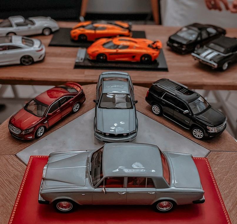 GLTSA's tweet photo. تجمع مبدع لهواة المجسمات في الرياض 😍
.
.
.
#gltsa #gltsadiecast #gltsamodels #carmodel #carmodels #Diecast #Diecastcar #Diecastcars #Diecastmodel #Diecastmodels #Diecastsaudi #Diecastksa #ModelCar #ScaleCar #Scale18 #Scale118 #Scale_1_18 #scale_118 #koenigsegg #مجسمات https://t.co/nkdFcjLtWU