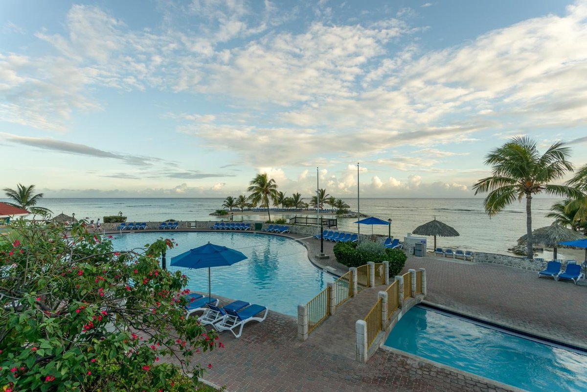 ‼JAMAICA DIRECT FROM GLASGOW‼

14 nights all inclusive from only £1395 per person

Holiday Inn Resort - Montego Bay

14 nights
All inclusive
Luggage &amp; Transfers included

29/11/22 - £1395pp
27/12/22 - £2269pp
24/1/23 - £1675pp
21/1/23 - £1659pp

☎️01383621736
📲PM US