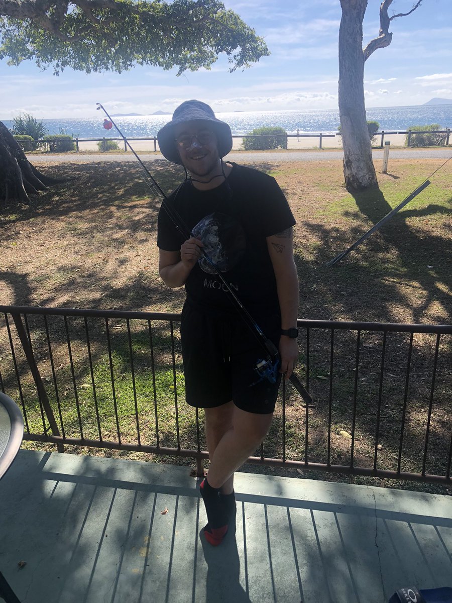 brambooss's tweet photo. Then I bought a new hat and went fishing 🎣 https://t.co/OP3eOtMnNA