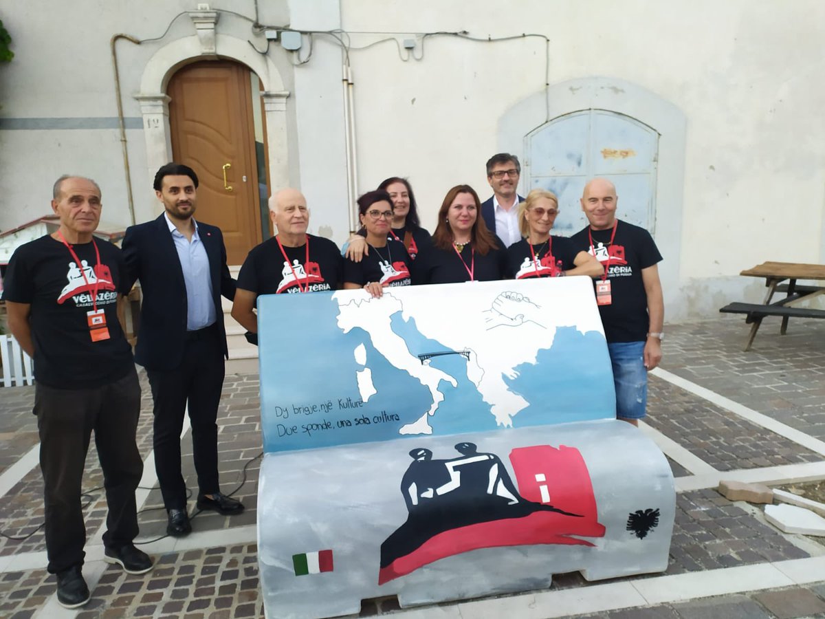 Ieri sera in Comune di Casalvecchio di Puglia nella manifestazione  Vëllazëria -  la festa della fratellanza tra le comunità Arbëreshë