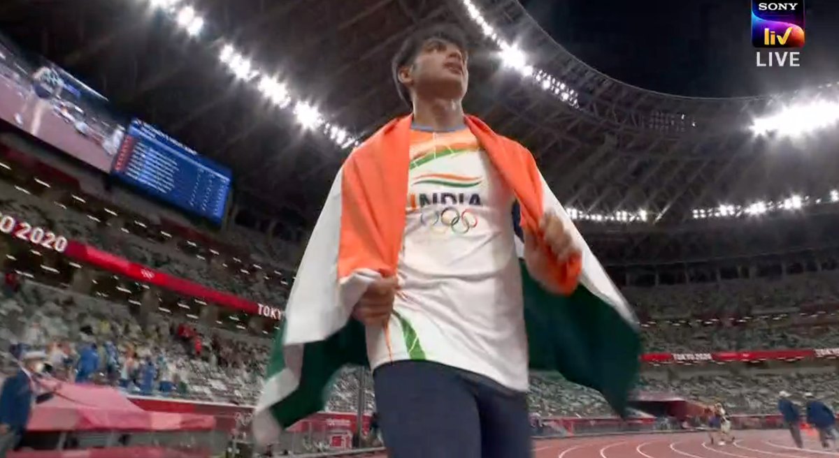 varungrover's tweet photo. भाला टोक्यो का,
मेहनत @Neeraj_chopra1 की,
और राष्ट्र गान हमारा! 
🇮🇳🇮🇳 https://t.co/GTXIjyMNWq