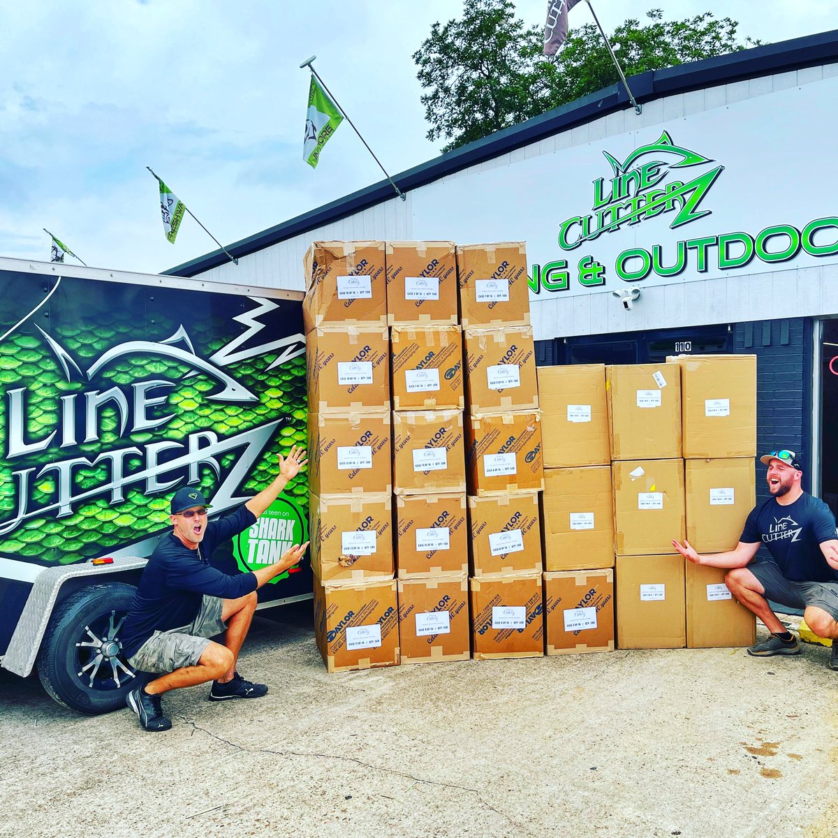 One of our single biggest orders in company history just shipped!! Thx to all of you who like to cut braid like butter!!! We ❤️ U!!
