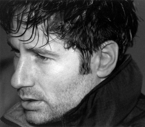 Happy birthday to the first DILF I fell in love with, the one and only David Duchovny  