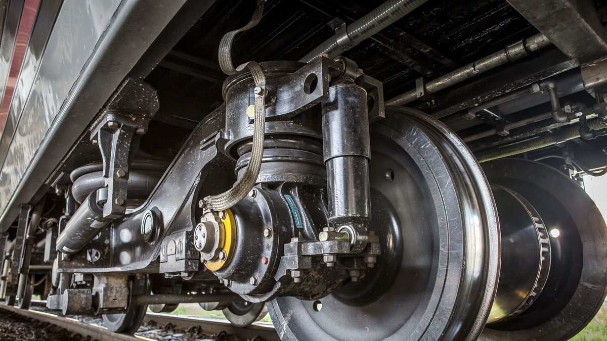 Indestructible1's tweet photo. #IndestructiblePaint now create a range of #SpecialistCoatings to meet the specific needs of #RailOperators, such as our #IntumescentCoating.
Read more about Intumescent Coating Demonstration... https://t.co/kOJOtUYseq
#RailIndustry #Railtex #Infrarail #UKmfg #ManufacturingUK https://t.co/Dux5hCEL5E