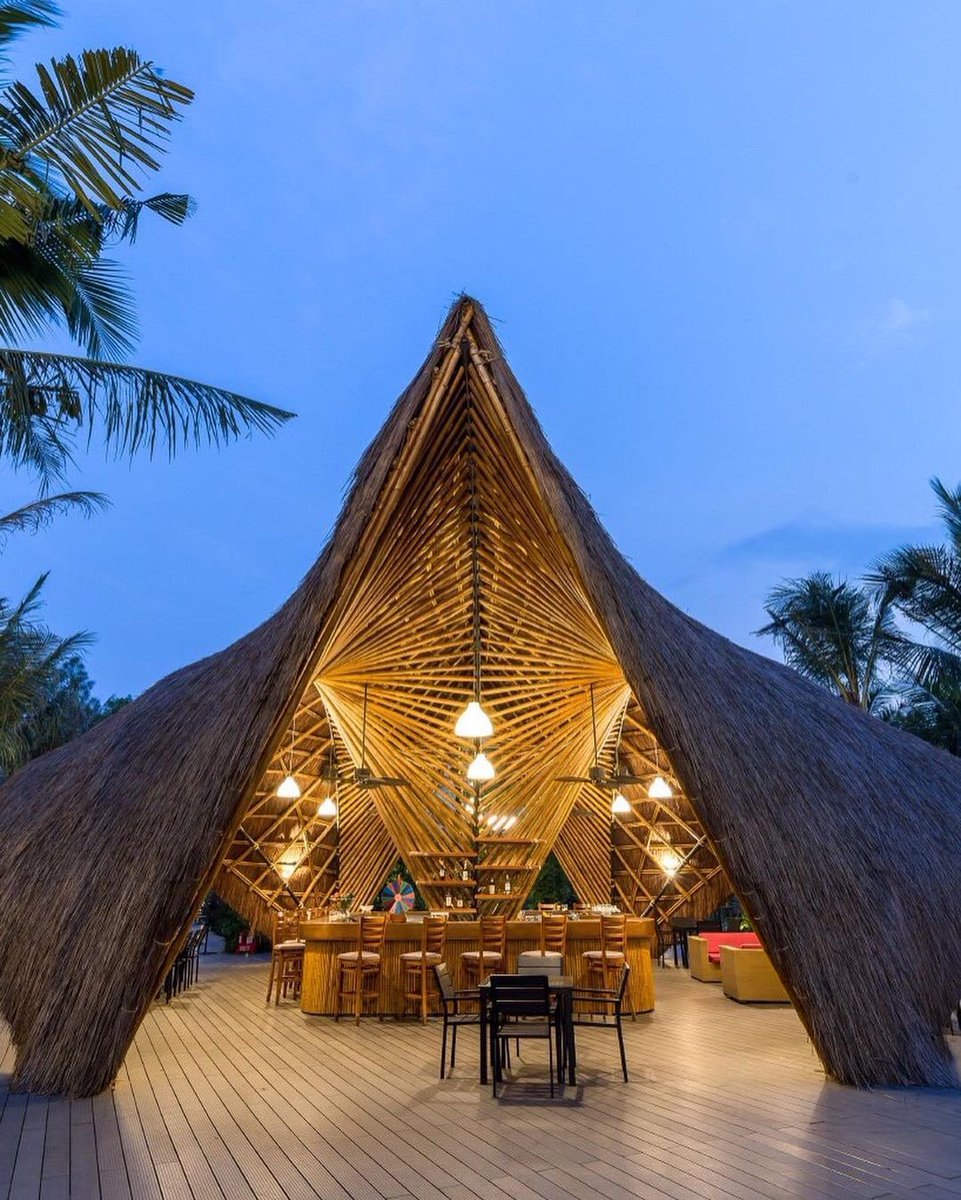 parametricarch's tweet image. Bamboo Pavilion by @BambuBuild in VinhPhuc, Vietnam | 2017.

(📸 by: Hoang Le)

#Bamboo #BambooStructure #BambooDesign #timber #wood #woodwork #Restaurant #Nature #pavillion #installation #architectureproject #fabrication #digitalfabrication #fabricate #digitaldesign #design