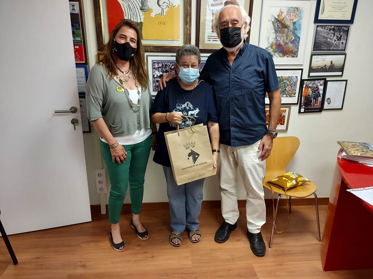 La Gloria Sedes és misionera i la seva missió es l'escolarització dels nens i nenes a Deli (Txad).
Des d'#ESI, gràcies al suport de <a href="/ajbegues/">Ajuntament de Begues</a>, vam construir una escola per donar suport a la seva tasca. Actualment, seguim col·laborant en el seu projecte. Gracias por tu misión!