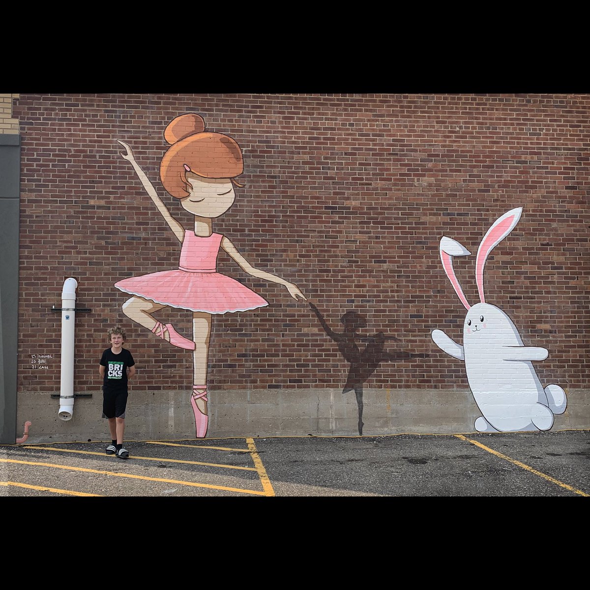We finished our #mural for BrickStudio Dance in #minot ! <a href="/BeauSimensenArt/">Beau Simensen Art</a> and I are loving Luke’s contribution of Bernie the Wormie ❤️