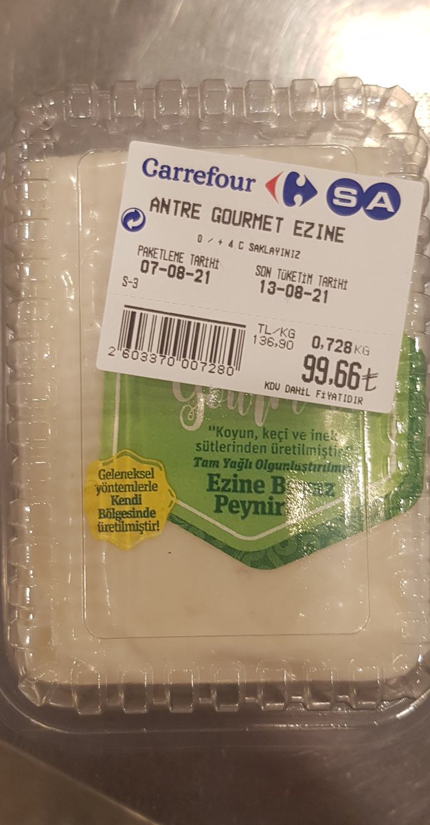 Sıraselviler Carrefour. 728gr peynir 99,66 tl. Ne izahı olur, ne mizahı.