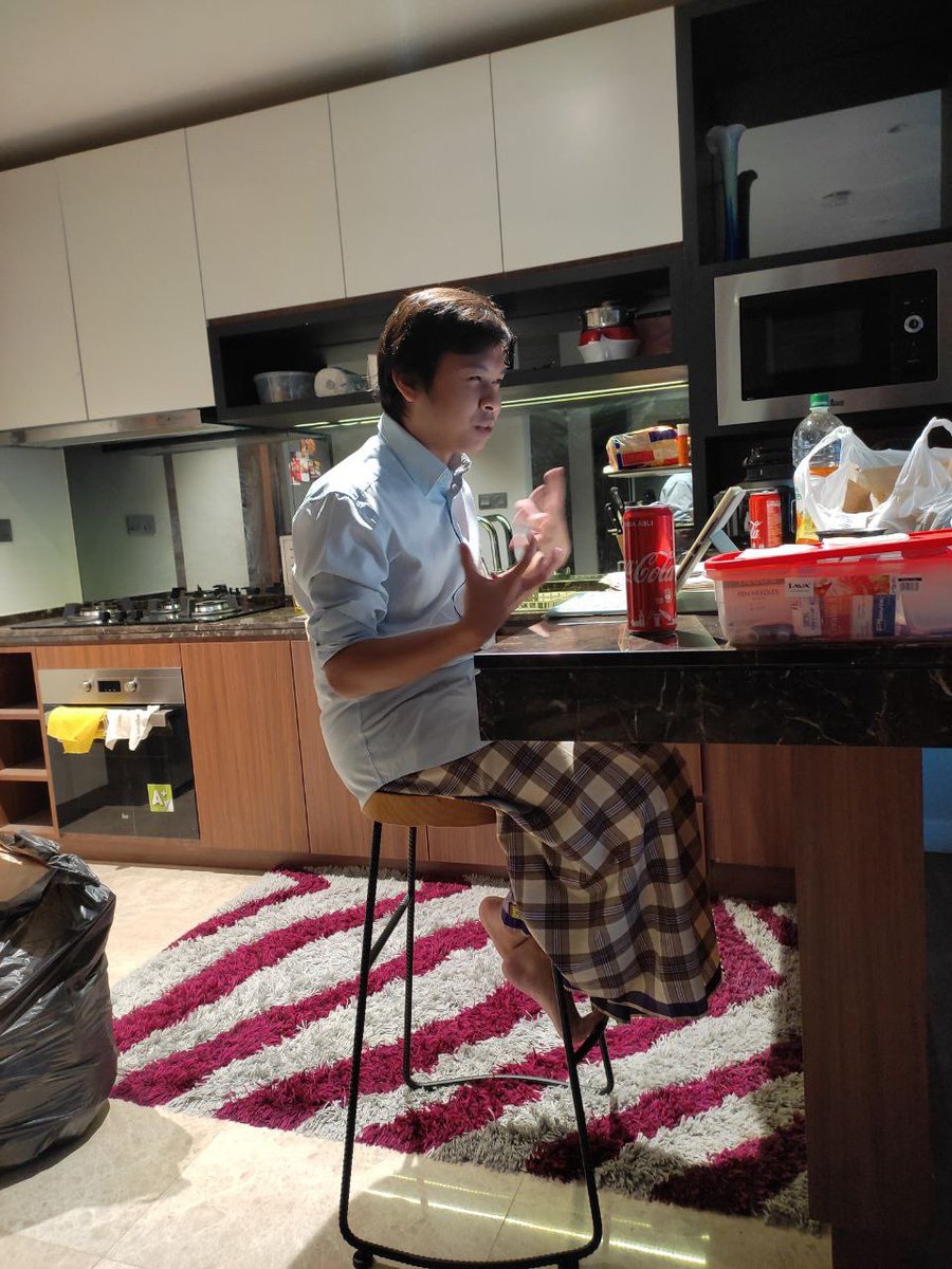 shaqibshahril's tweet image. So today, dah settle, kasi presentation to UPM student regarding #RecycleForTheFuture.

Walaupun last minute siap slide, they enjoyed it, can relate to them, many question asked, that’s good. Hope you guys can implement it into your personal life &amp;amp; improving your carbon footprint