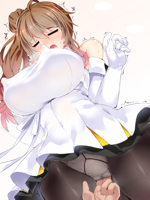 からの念入りな衣装チェック 