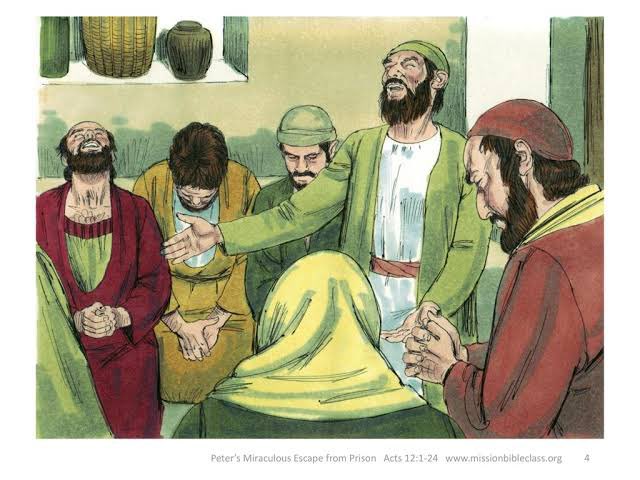 AndreRodrigoSan's tweet photo. Atos 12: 5| Pedro, pois, estava guardado no cárcere; mas havia oração incessante a Deus por parte da igreja a favor dele. 

Uma das características marcantes da primeira igreja cristã era a oração. 

Quanto mais eram perseguidos mais oravam. 

#PrimeiroDeus 
#rpsp https://t.co/ad1FY3iJJq