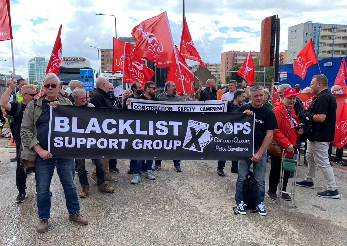 DaveBlacklist's tweet image. Blacklist Support Group showing solidarity with @unitetheunion protest at #HS2 against two firms notorious for #blacklisting union members. 

@CostainGroup @SkanskaUKplc
